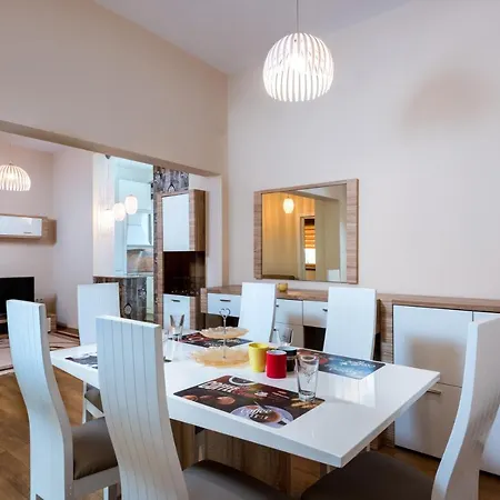Family - Comfort In The Center Burgas City